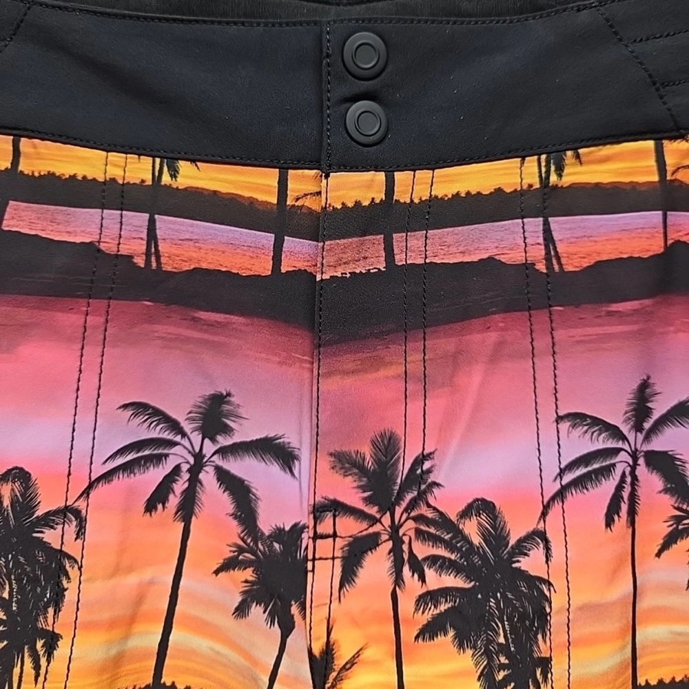 NWT Women’s Sea-Doo Classic 6” Boardshorts - Sunset Palm Trees Med - Picture 6 of 14